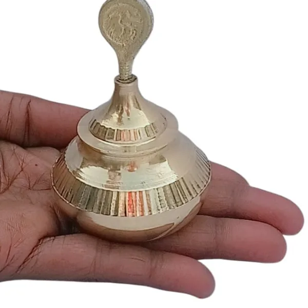 Mii Art Brass Sindoor Dibbi With Salai/Stick | Kumkum Box & Sindoor Dani for Pooja & Married Women | Traditional Brass Sindur Box (2 Inch, Golden)