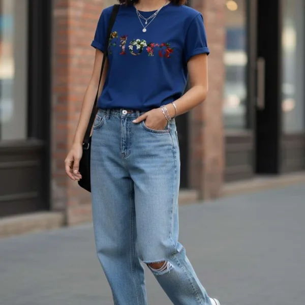 FLORA GRAPHIC PRINTED REGULAR TEE