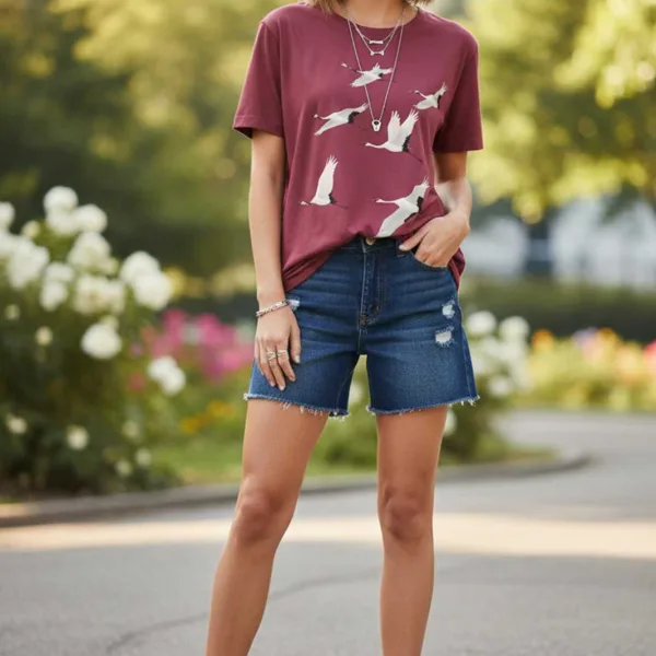 FLYING CRANES GRAPHIC PRINT TEE