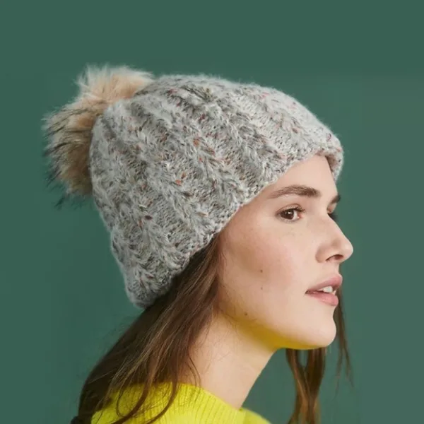 Women’s Knit Winter Beanie with Faux Fur Pom-Pom
