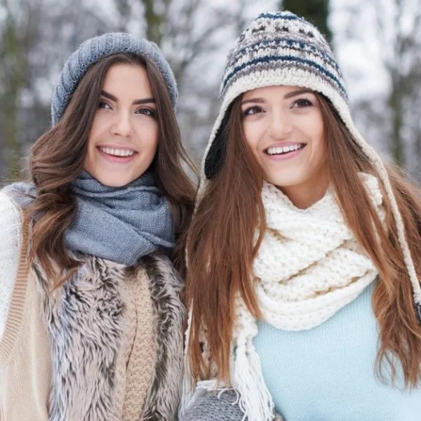 Women’s Knit Winter Beanie with Faux Fur Pom-Pom